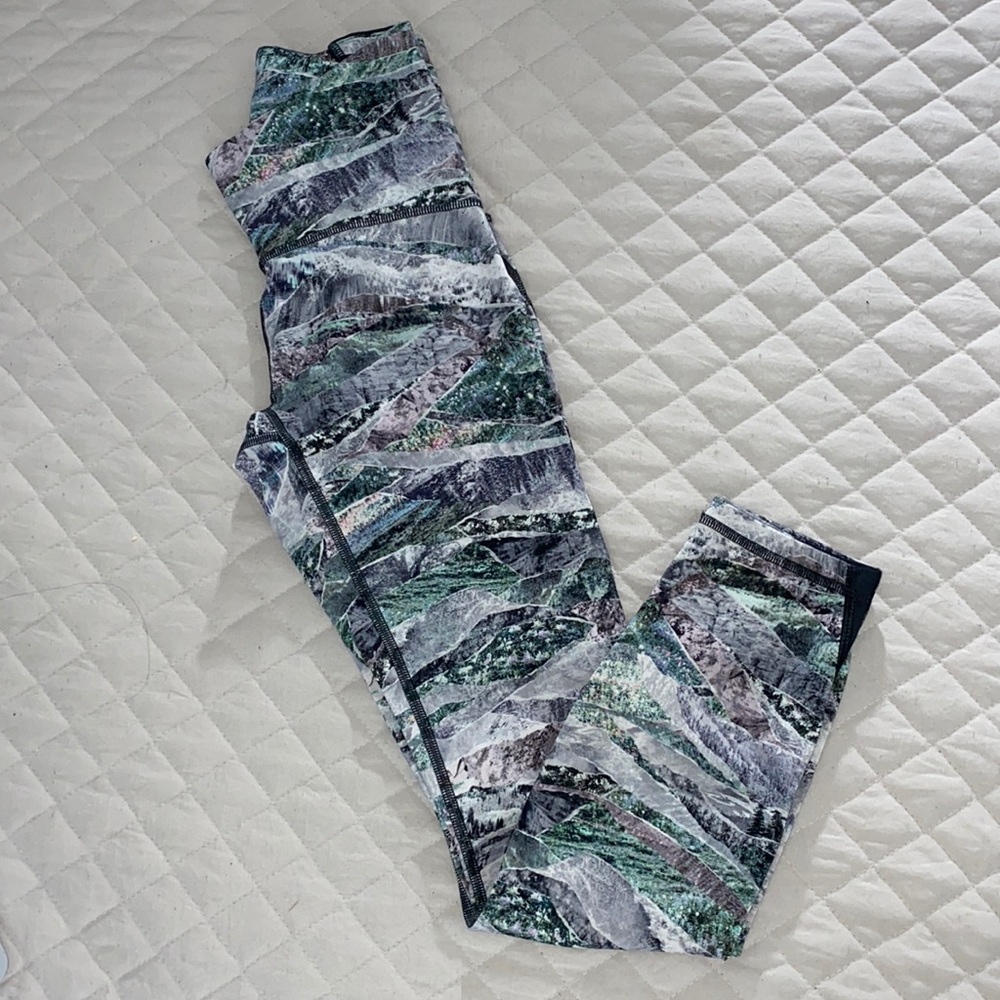Lululemon Mesh Leggings